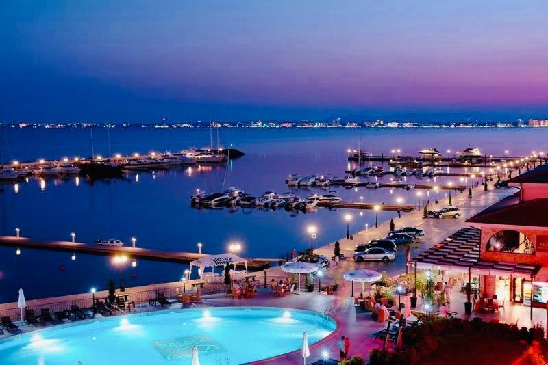 Dolce Vita Sea View Apartment Свети-Влас Экстерьер фото