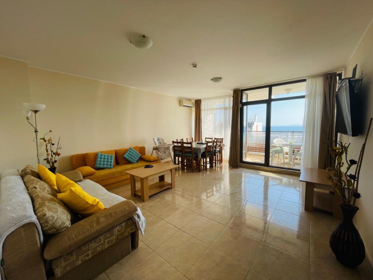 Dolce Vita Sea View Apartment Свети-Влас Экстерьер фото
