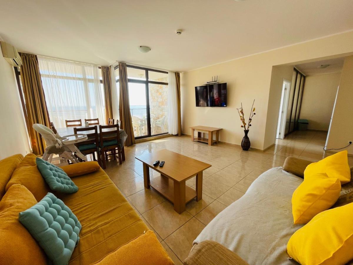 Dolce Vita Sea View Apartment Свети-Влас Экстерьер фото