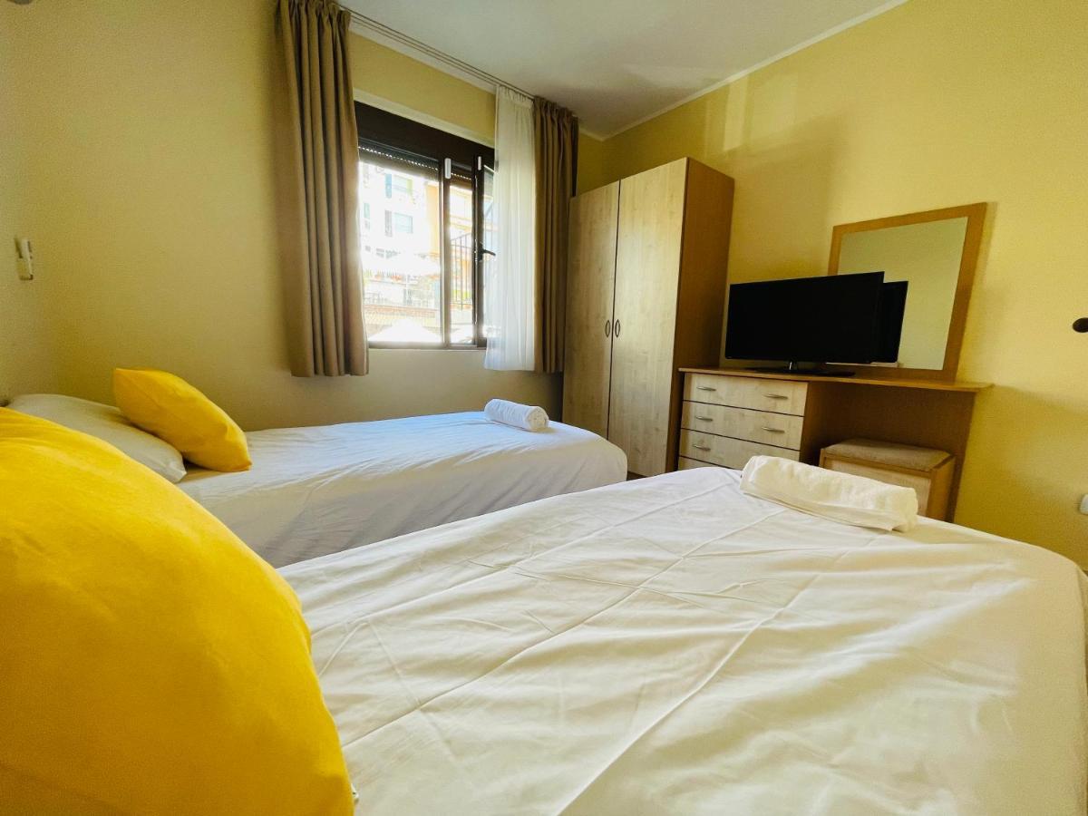 Dolce Vita Sea View Apartment Свети-Влас Экстерьер фото