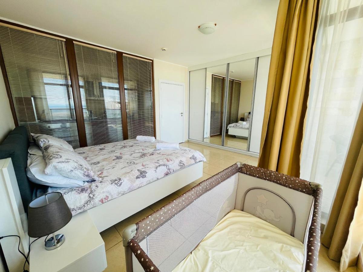Dolce Vita Sea View Apartment Свети-Влас Экстерьер фото