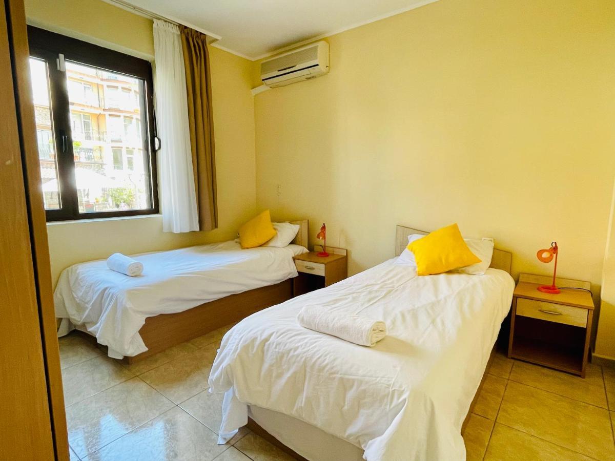 Dolce Vita Sea View Apartment Свети-Влас Экстерьер фото